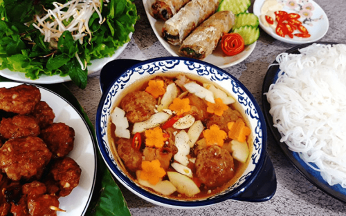 Street Food à Hanoï : Top des plats extrêmement attractifs