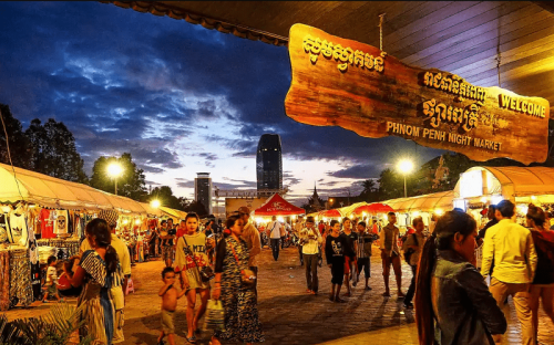 Night Market Phnom Penh, Cambodge – Guide de voyage