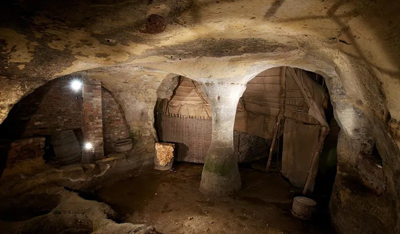 À la découverte des tunnels de Cu Chi : un voyage au cœur du passé résilient du Vietnam