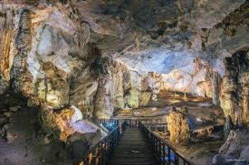 Hué – grotte du Paradis – 1 jour