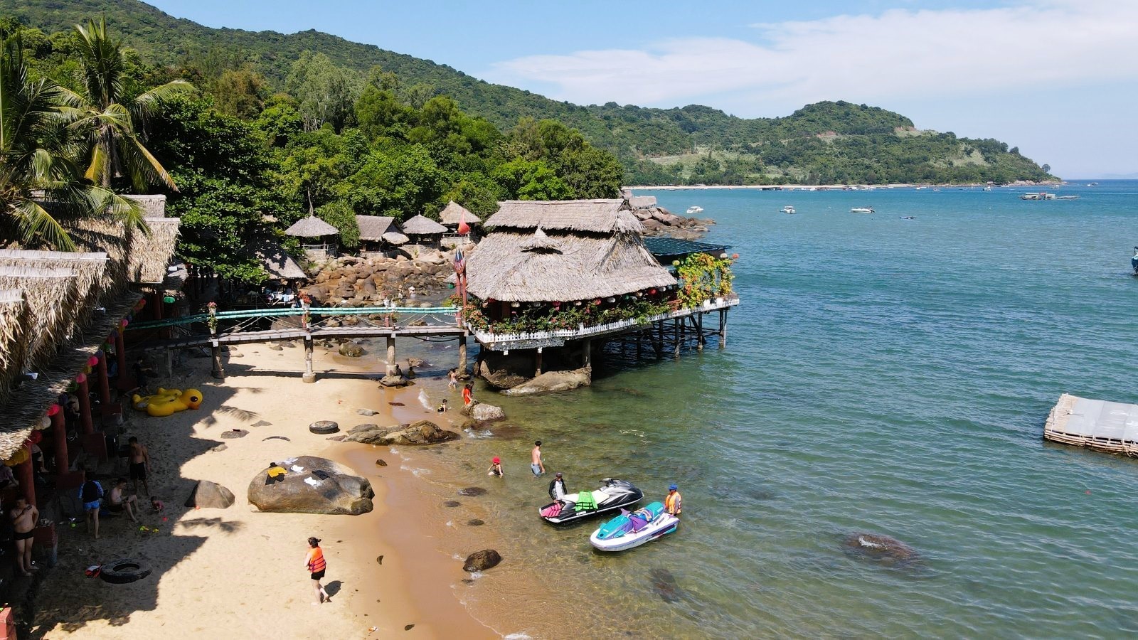danang-beach-city-central-vietnam-sinchcafedmc2